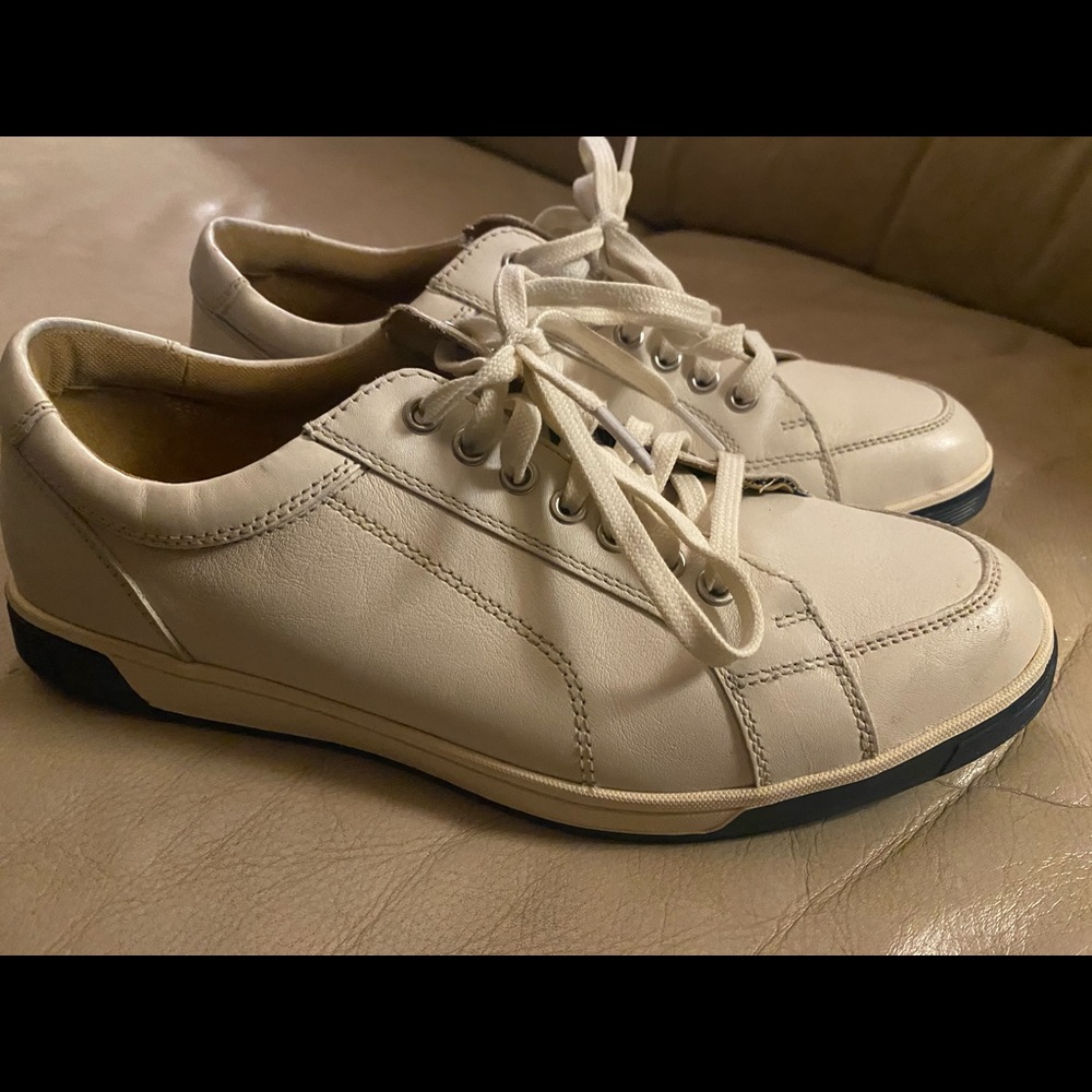 Cole Haan  Men’s Sneakers Size 8.5